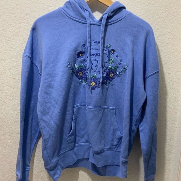 Harry Potter Floral Ravenclaw Crest Women's Hoodie - BoxLunch Exclusive - Picture 1 of 10